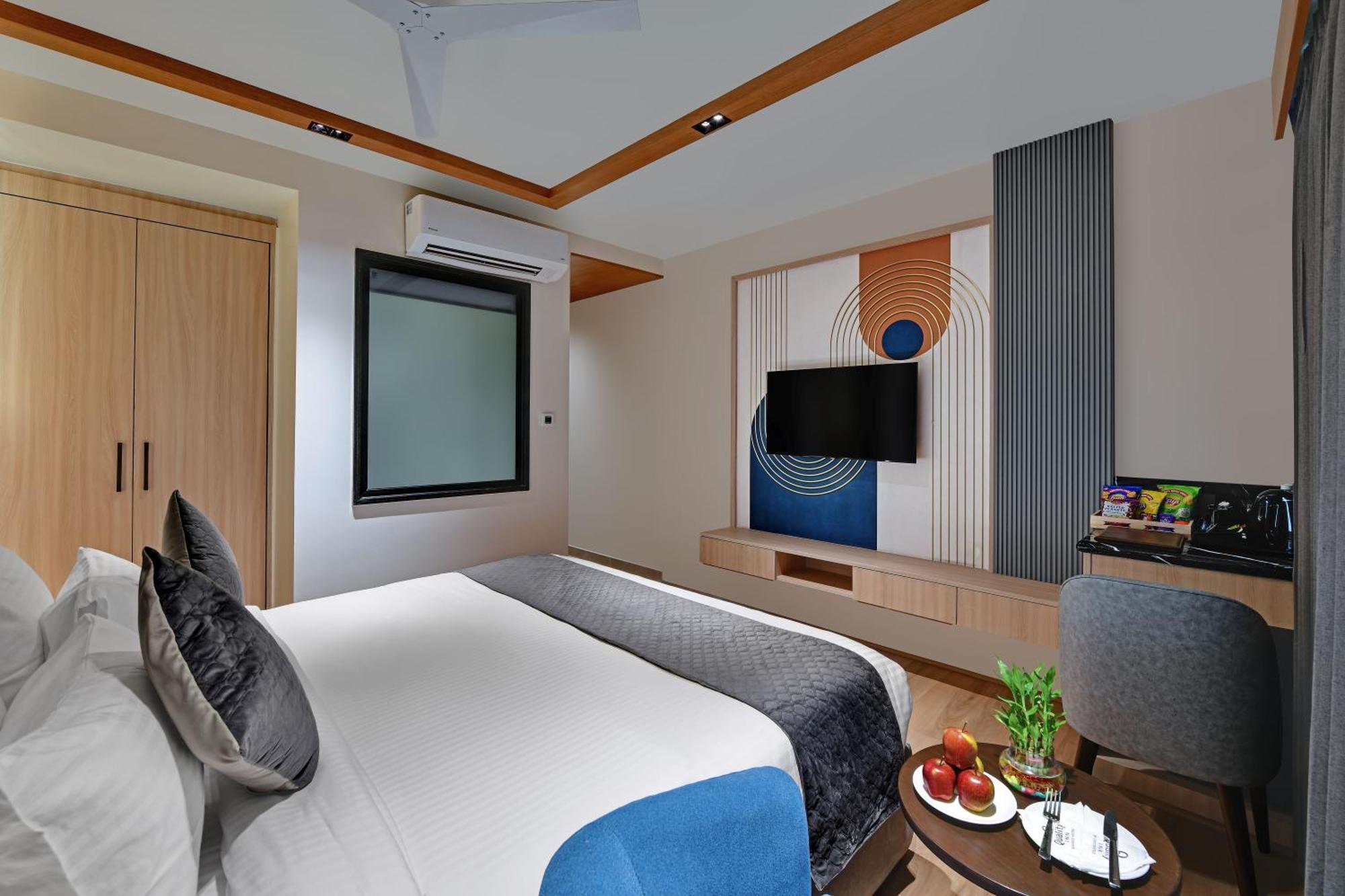 Quality Inn City Centre Варанаси Экстерьер фото